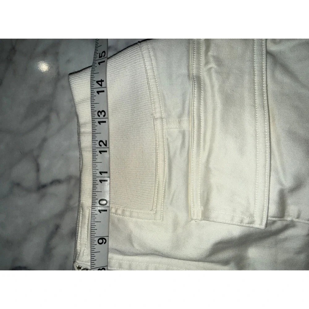 Alo Yoga Night Out Ivory Cargo Mini Skirt Full Zip Ribbed Waist Cream
